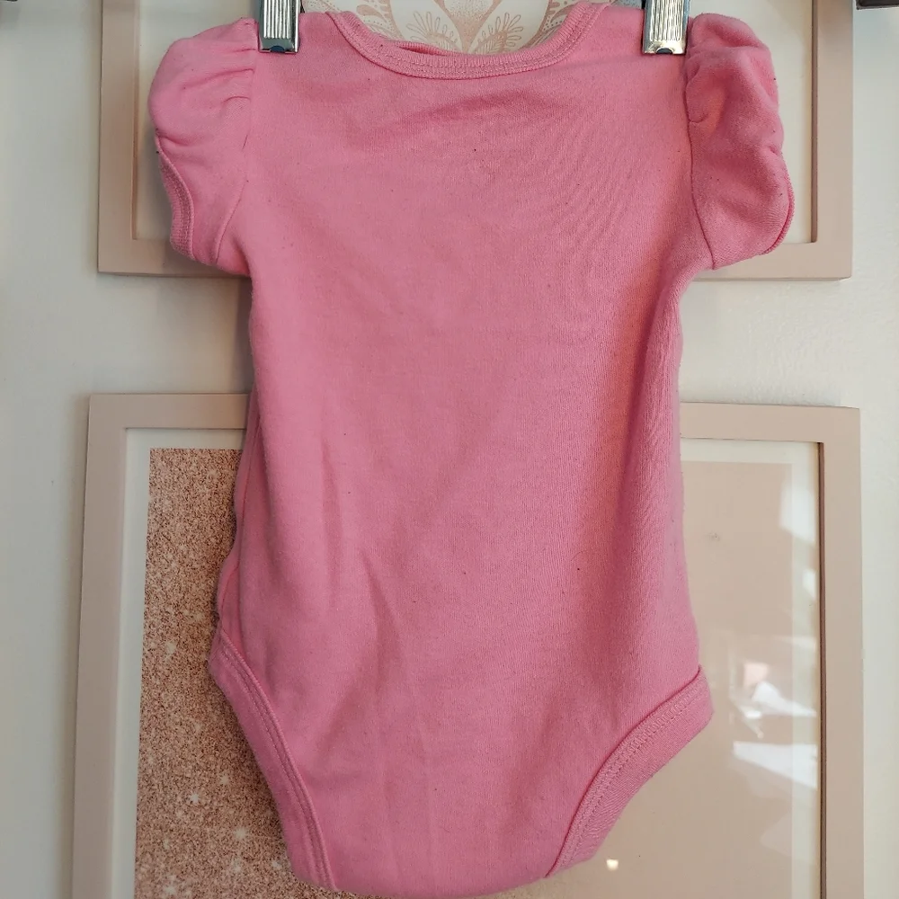 🎁10/$25 Minnie Mouse pink onesie, 3-6 months